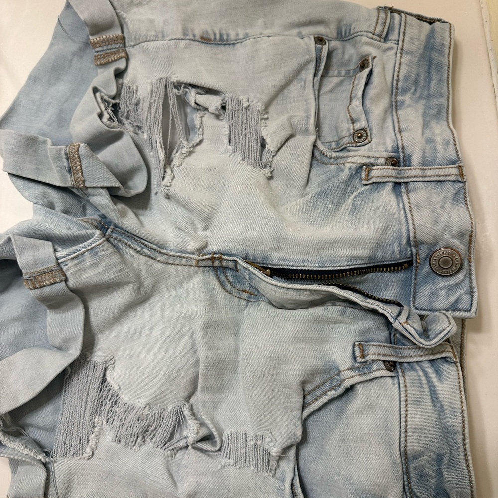 Light wash jean shorts. Size 6